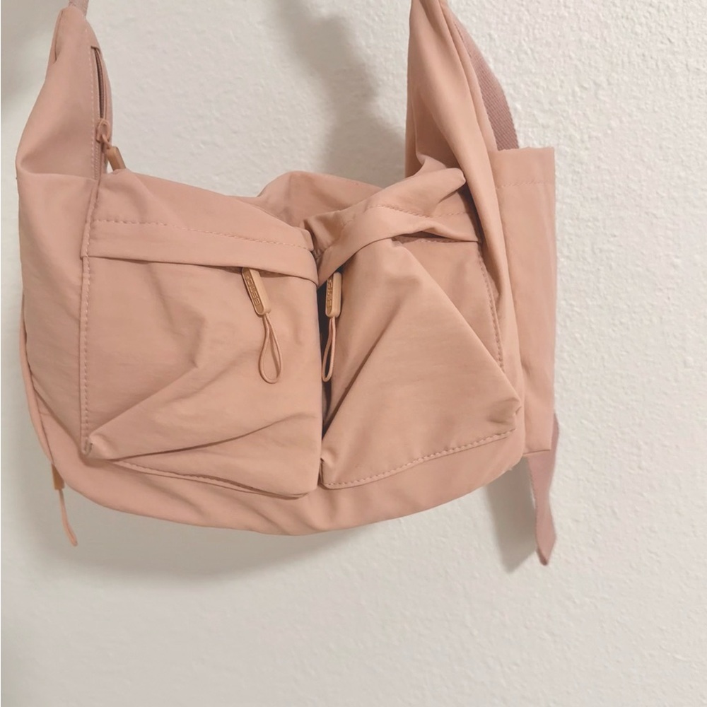 Large Lightweight Nylon Crossbody Gym Bag - Picture 3 of 5